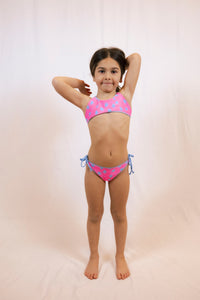 BIKINI GIRL'S PAW