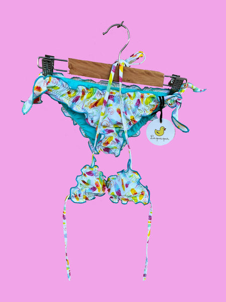 FEATHERS bikini girl